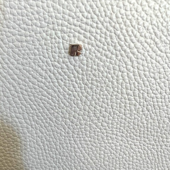 Kate Spade pebble leather zip top catch all organizer for misc items. White - Picture 3 of 4